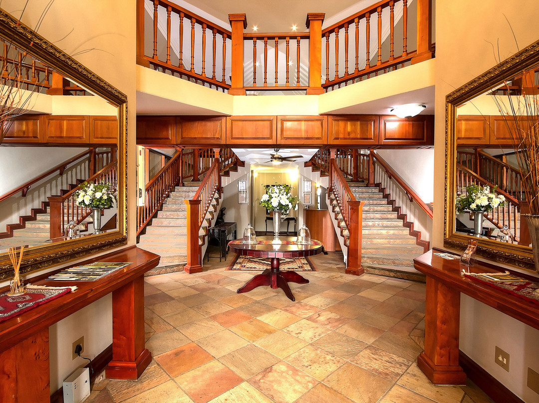 Leopardsong Manor