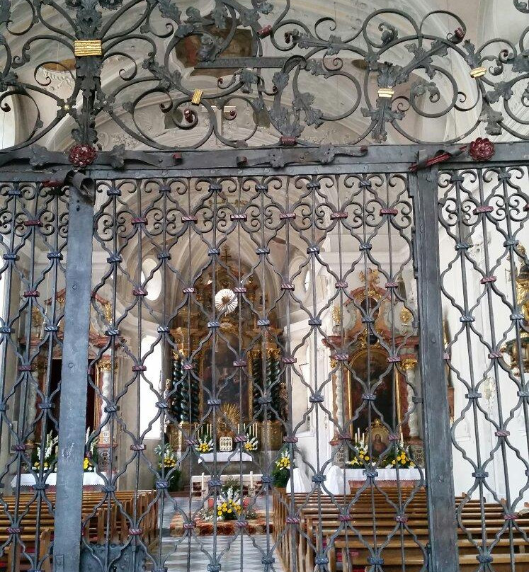 Heilig-Geist-Kirche-哈尔堤侯必去景点