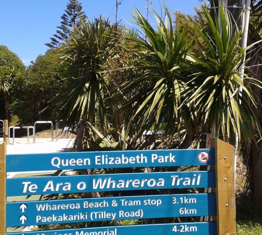 Te Ara o Whareroa Trail景点图片