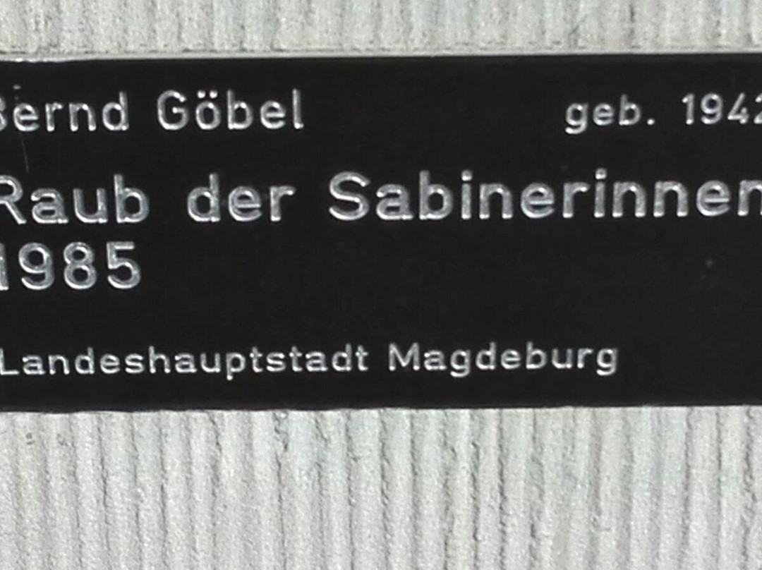 Skulpturen "Drei Varianten"-马格德堡必去景点