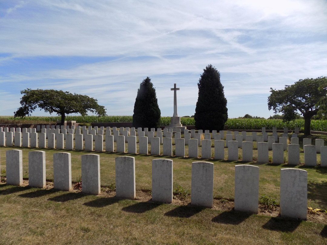 Fricourt New Military Cemetery景点图片