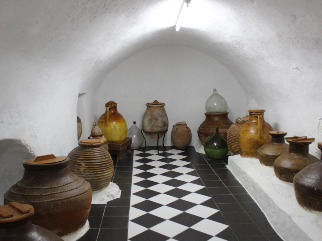 Archaeological & Folklore Museum景点图片