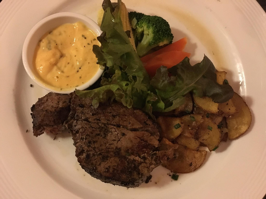 Phe餐馆和美食-Captain's Table Terrace