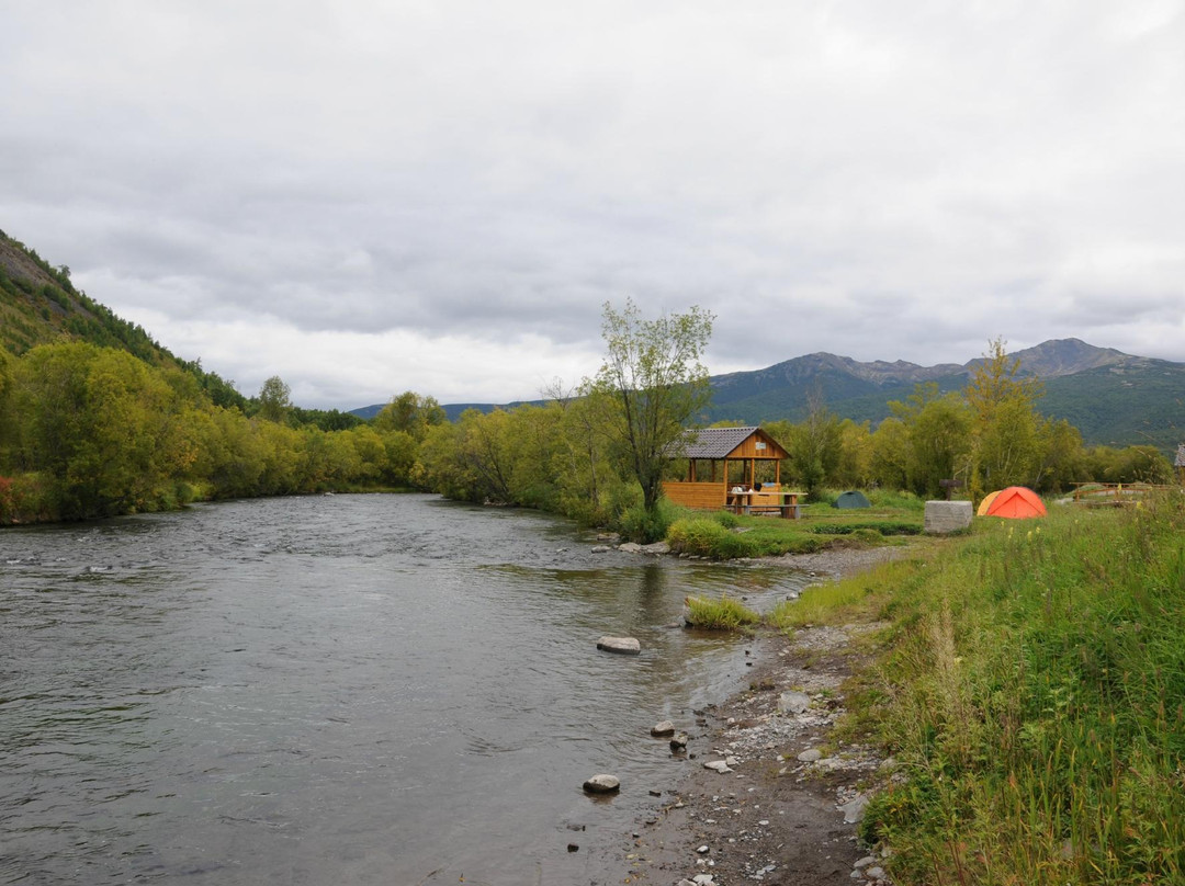 Esso Springs-埃索必去景点