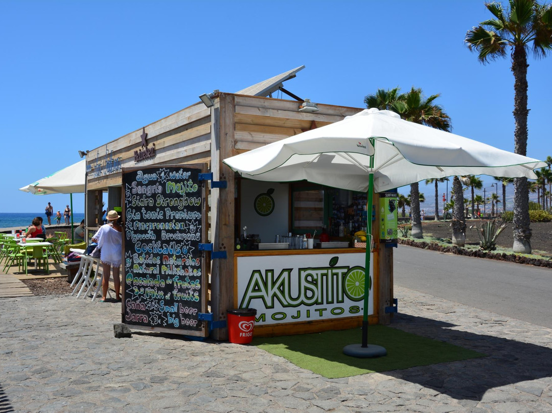 Akustito Cocktail-美洲海滩必去景点