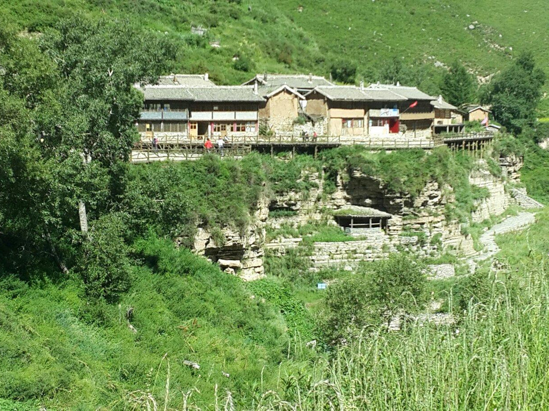 芦芽山景点图片