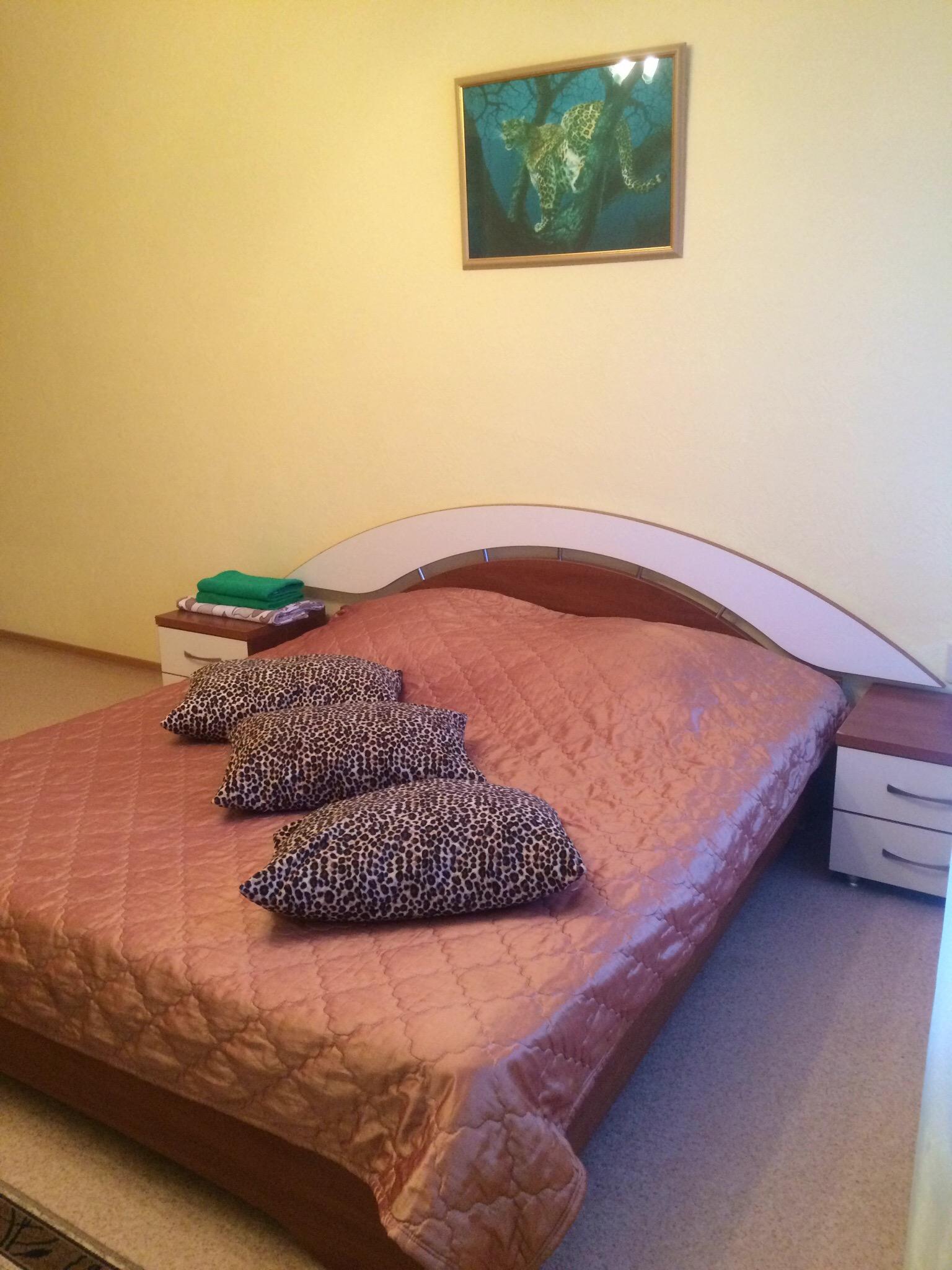 Aleksey Hotel-官方