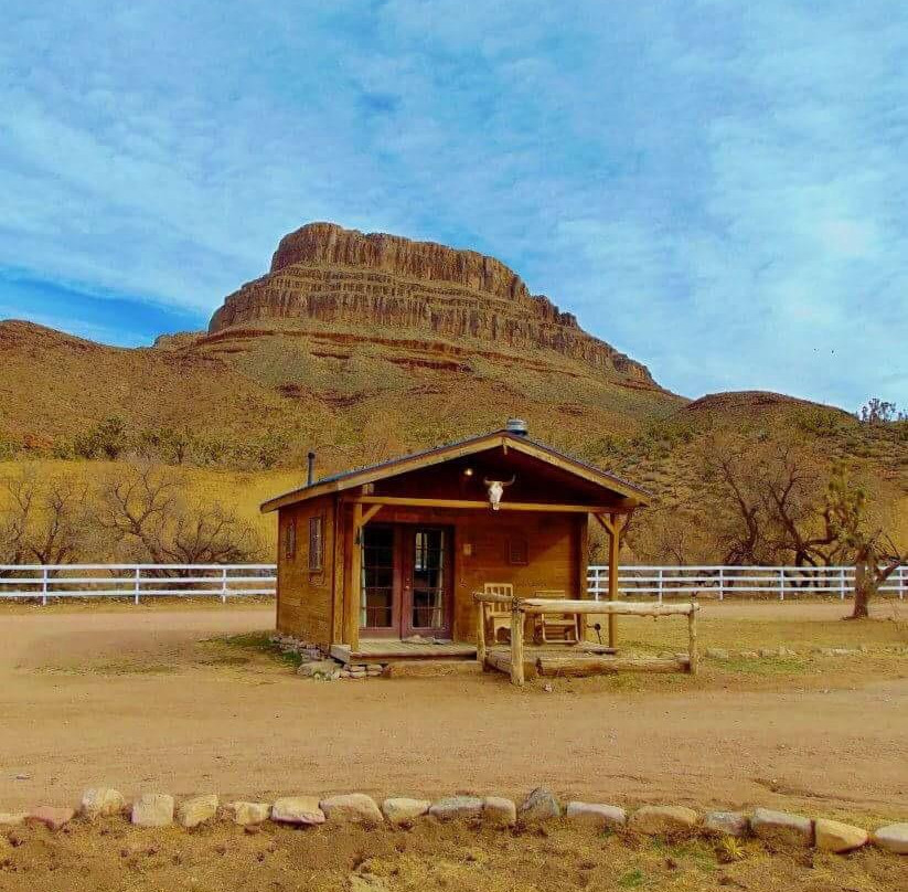 White Hills餐馆和美食-Diamond Bar - Grand Canyon Ranch