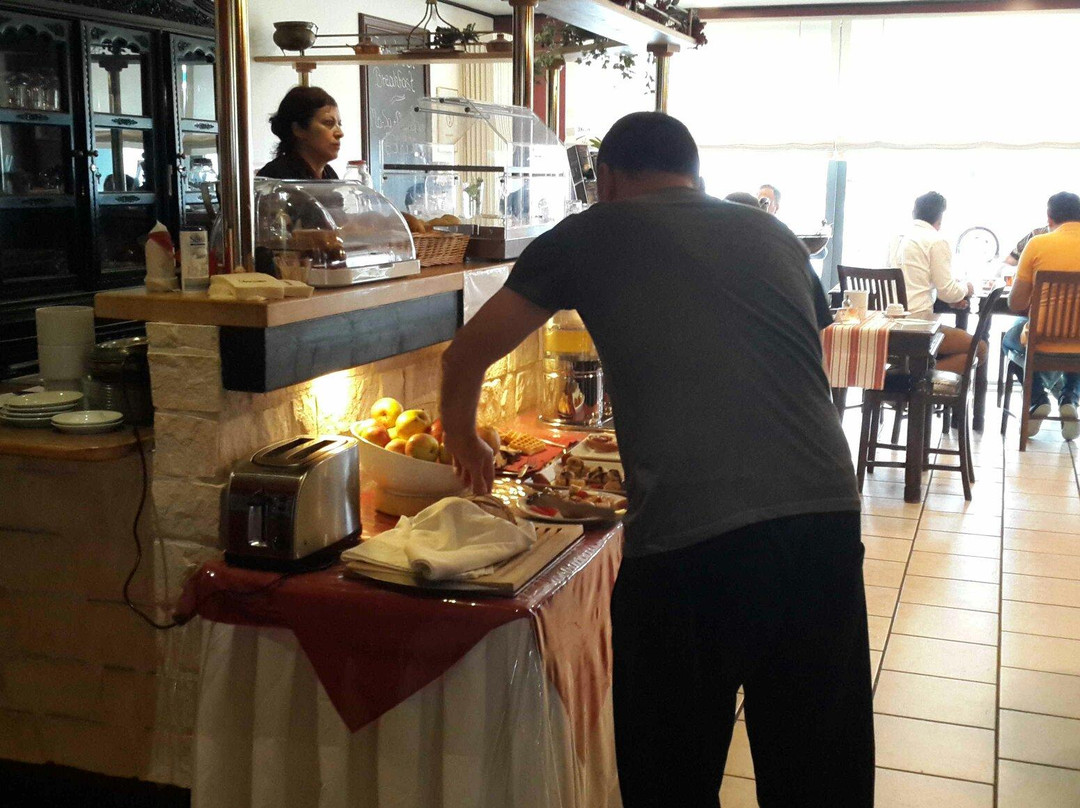 蒙蒂阿尔酒店主图