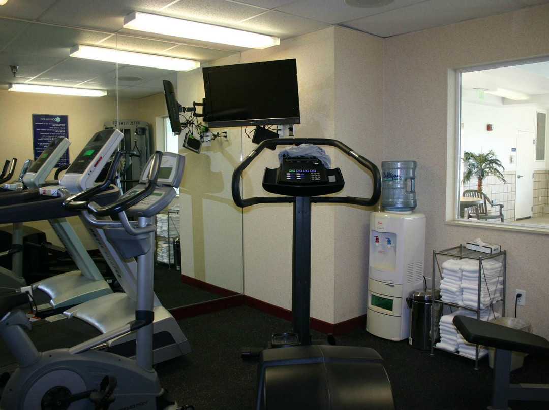 Crystal Inn Hotel & Suites Great Falls主图