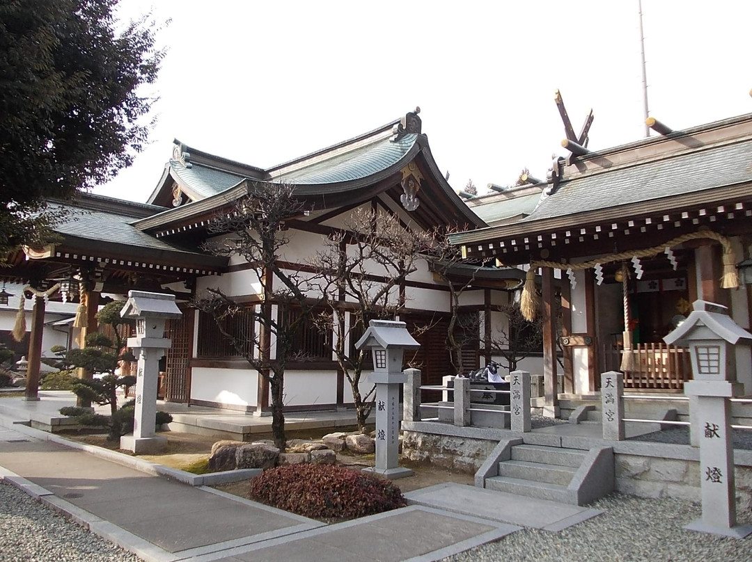 Inatsuhiko Shrine-美浓市必去景点
