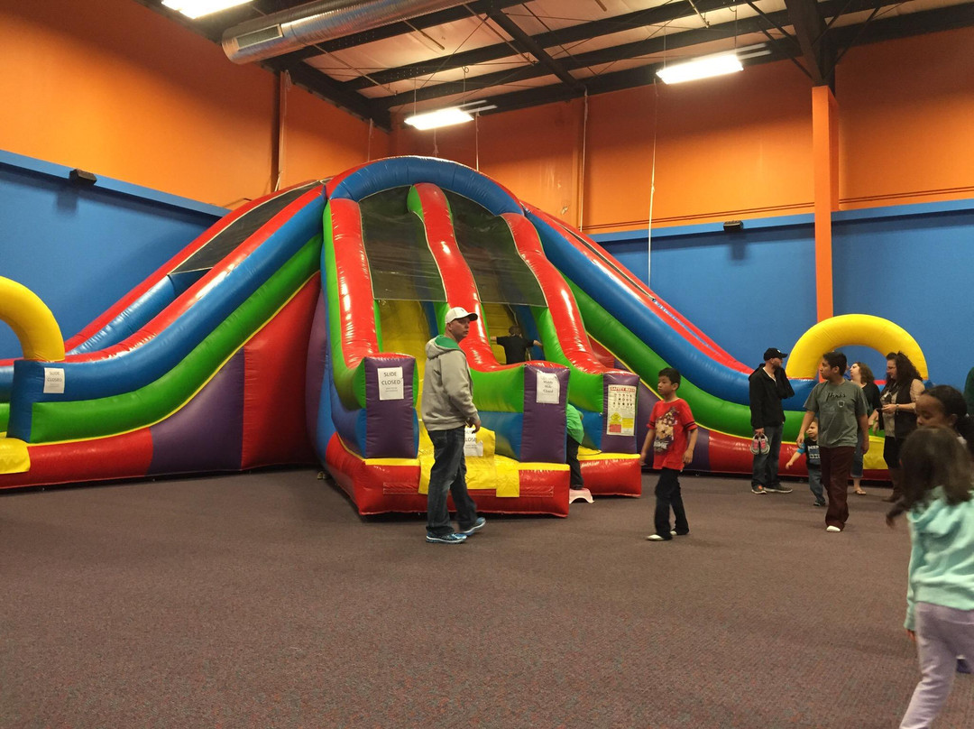 LeBounce-开普吉拉多必去景点