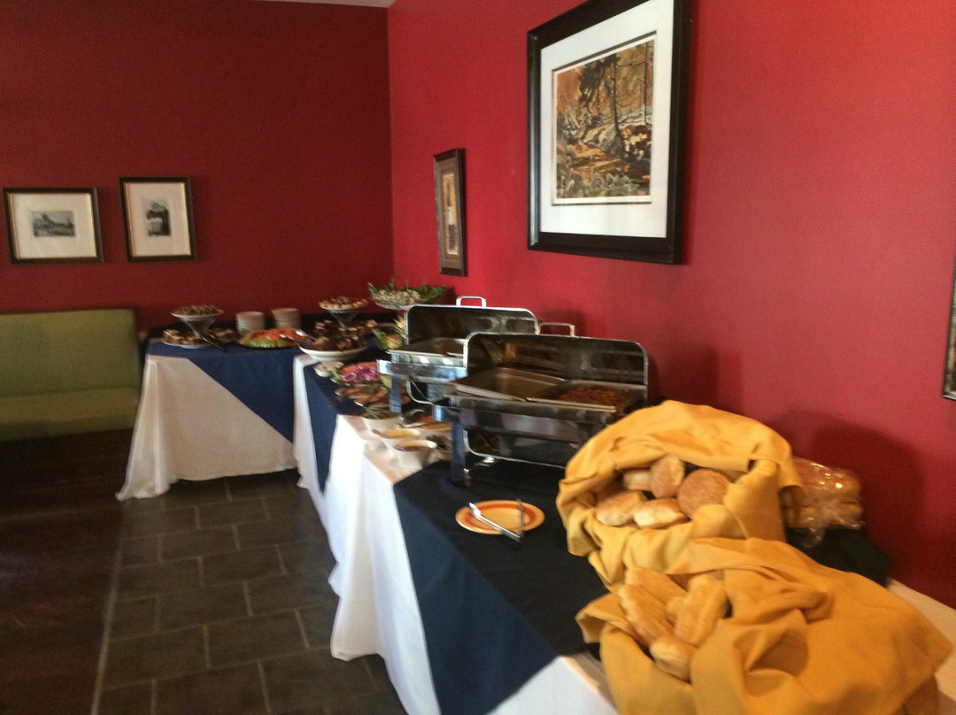 Dominion Hotel主图