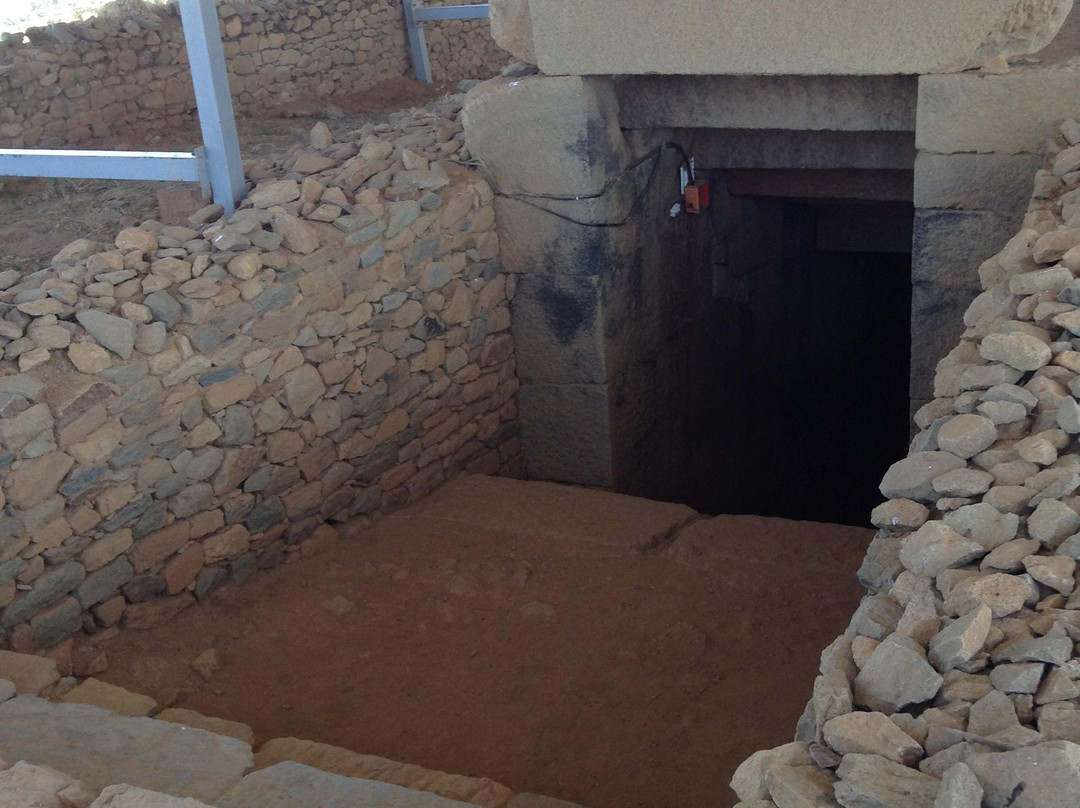 Tombs of Kings Kaleb and Gebre Meskal-Axum必去景点