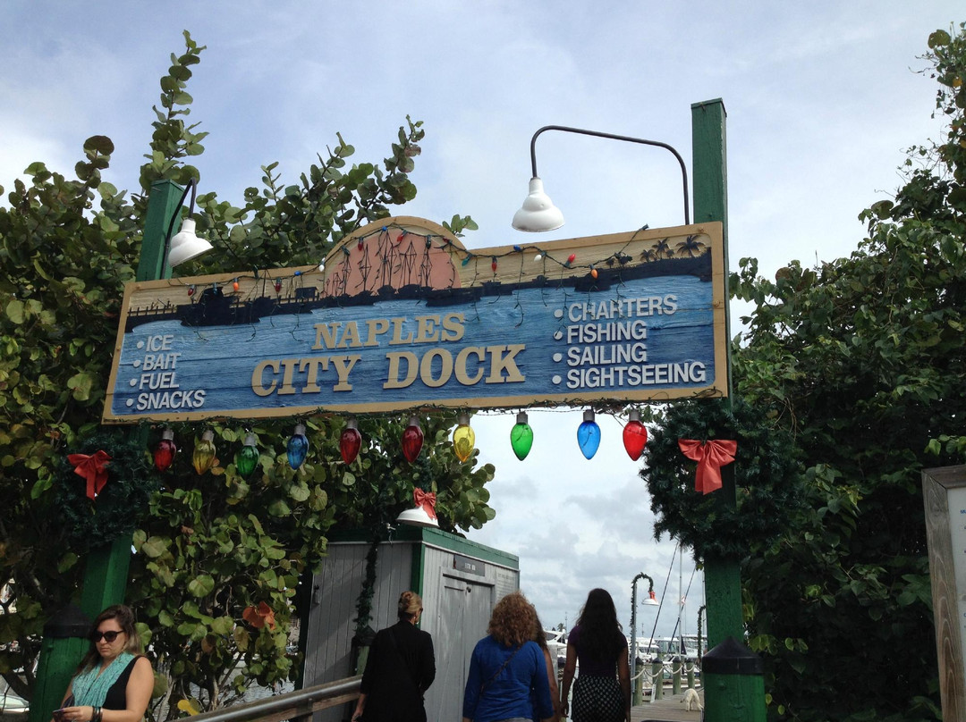 Naples City Dock-那不勒斯必去景点