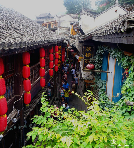 回龙阁吊脚楼景点图片