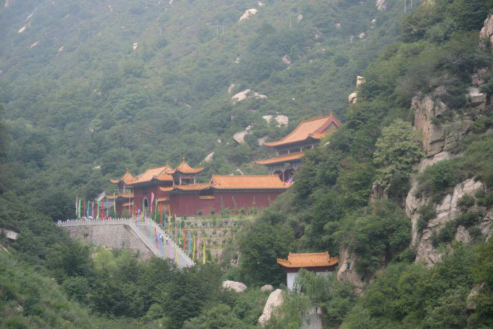 黑山大峡谷景点图片