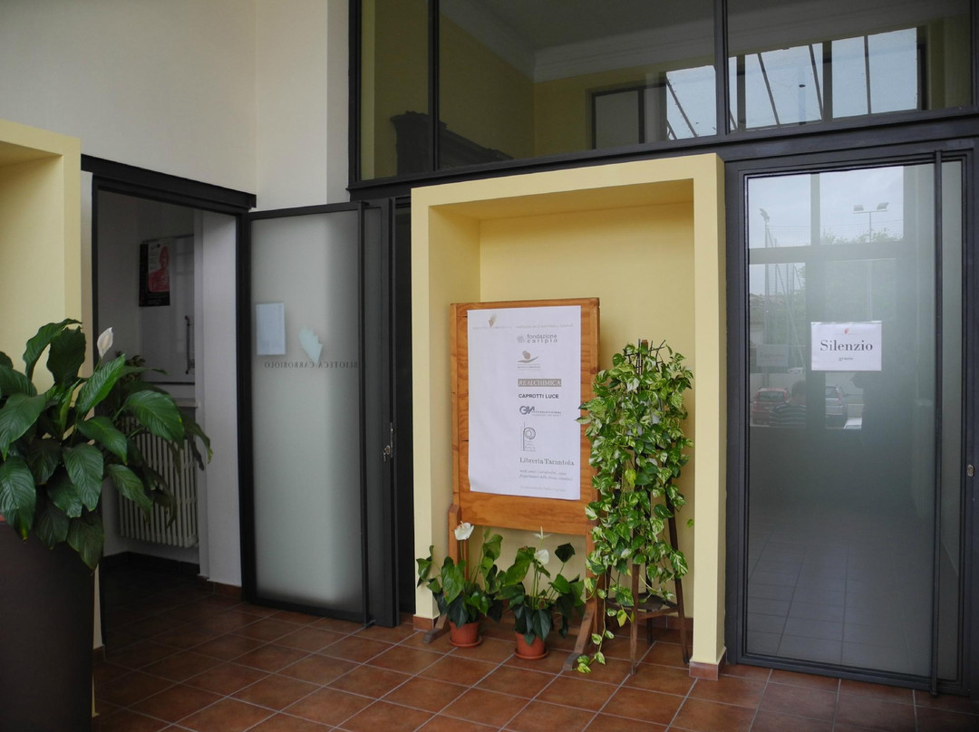 Biblioteca Carrobiolo景点图片