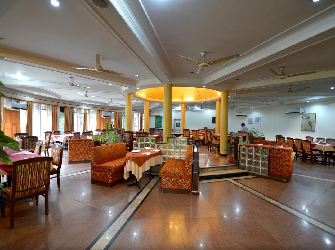 Tilyar Hotel And Resort