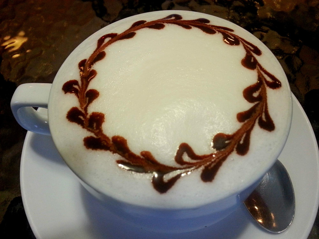 Koltsovo餐馆和美食-Bellissimo