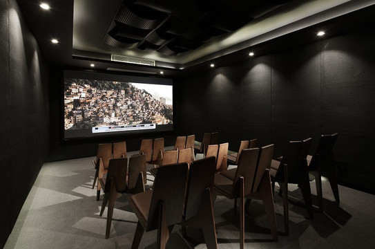 乐雅无垠酒店主图