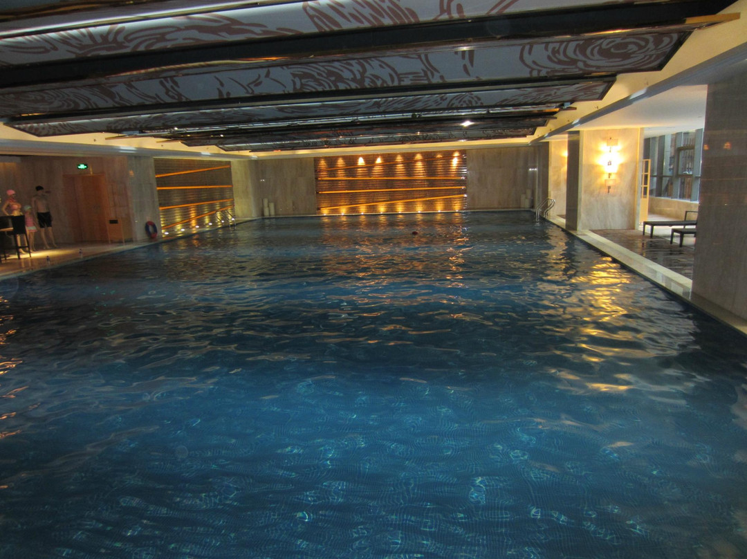 兰州皇冠假日酒店主图