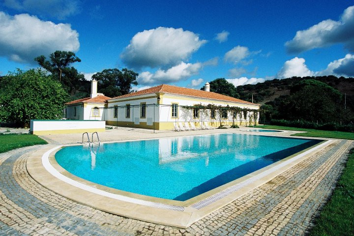 Herdade da Serrinha Agro-Turismo