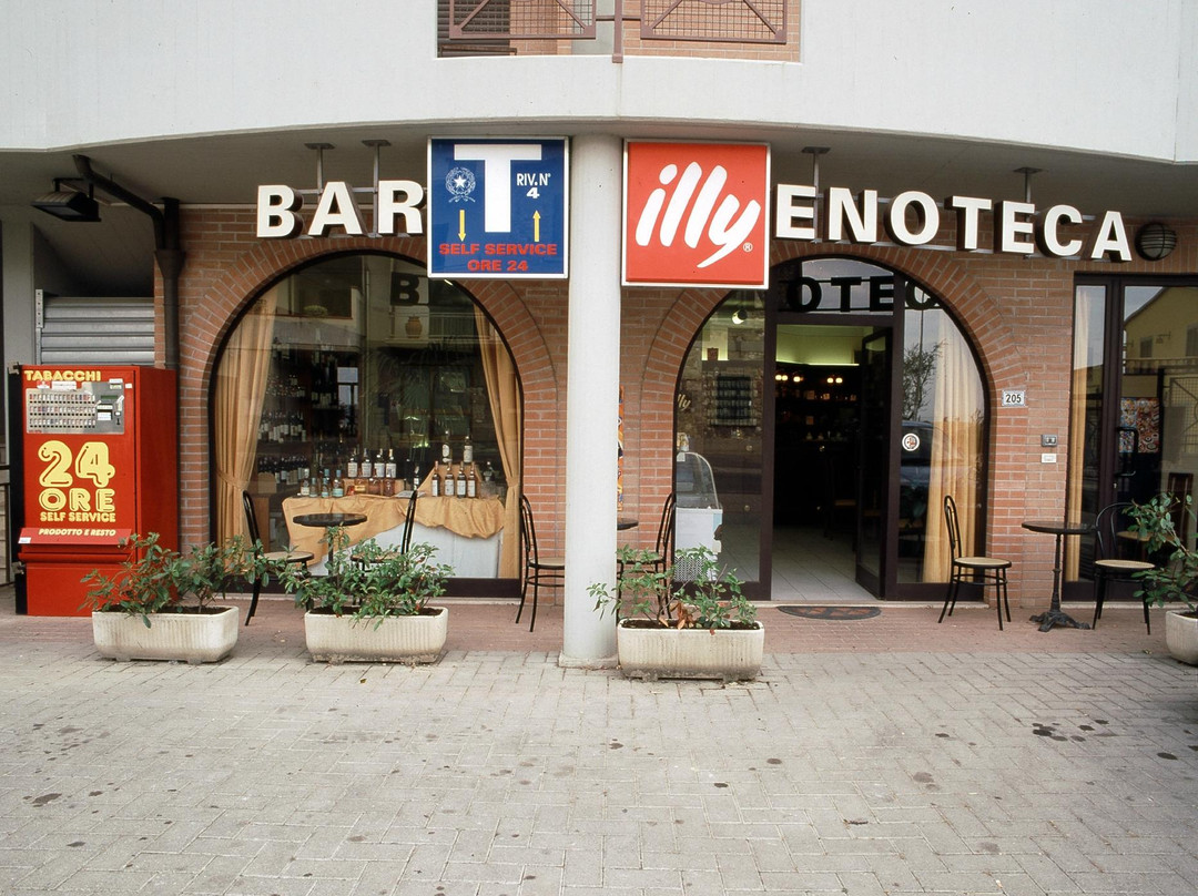 Enoteca Paolini-蒙特斯佩托利必去景点