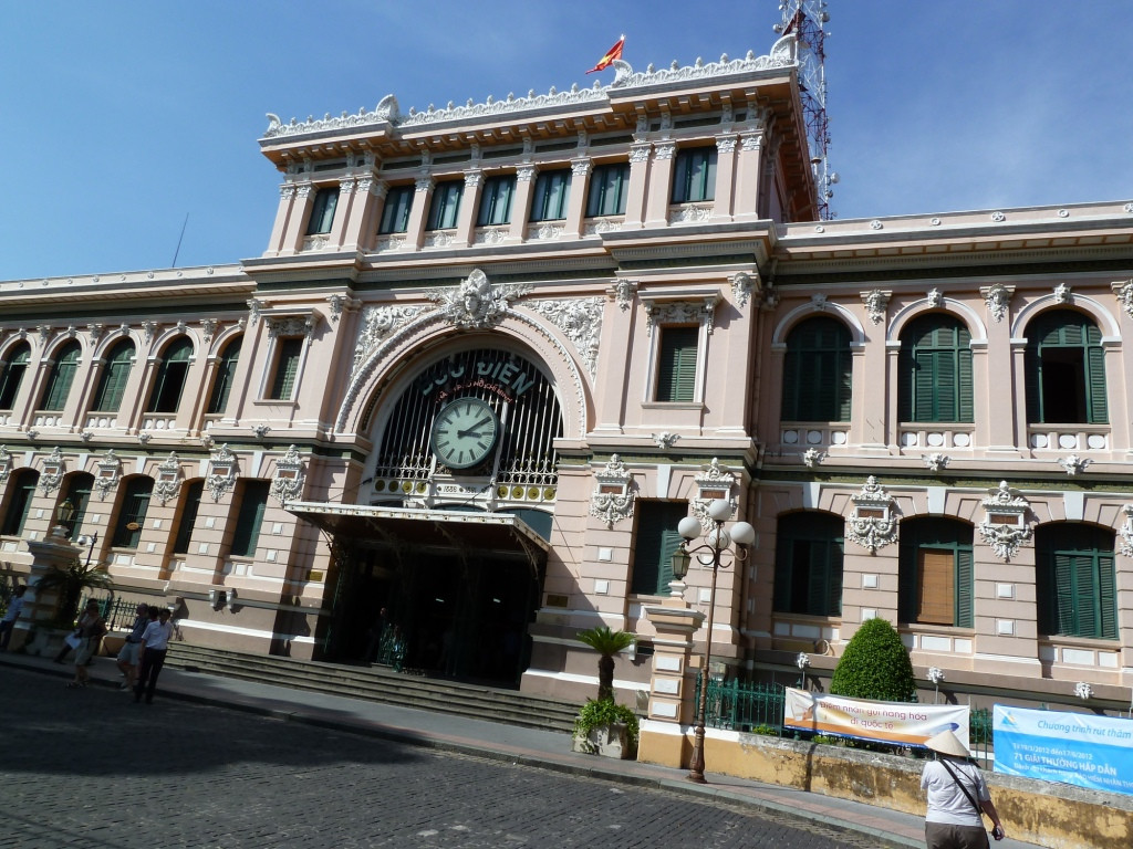 胡志明巿中央邮局-胡志明市必去景点
