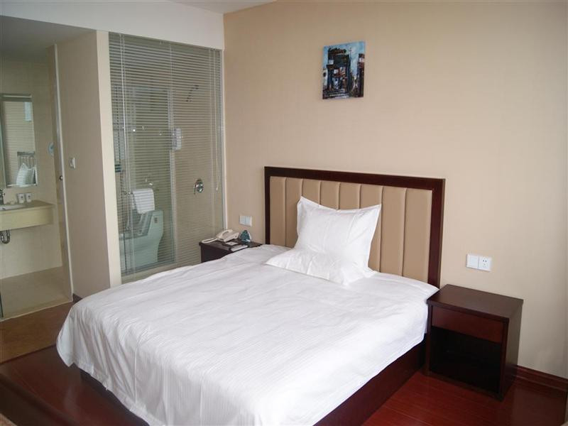 格林豪泰盐城车站商务酒店主图