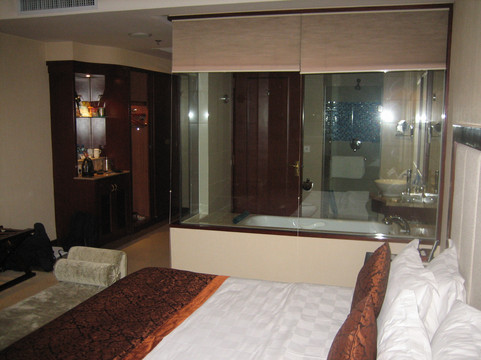 蓝宝石大酒店(兰州火车站南关十字店)主图