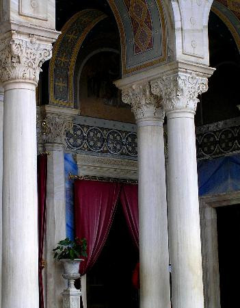 Metropolitan Cathedral of Athens-雅典必去景点