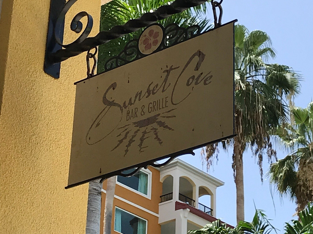 Sunset Cove Poolside Bar & Grill