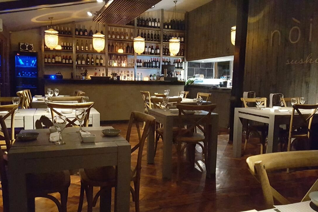 Ongamira餐馆和美食-Noii Sushi & Wok