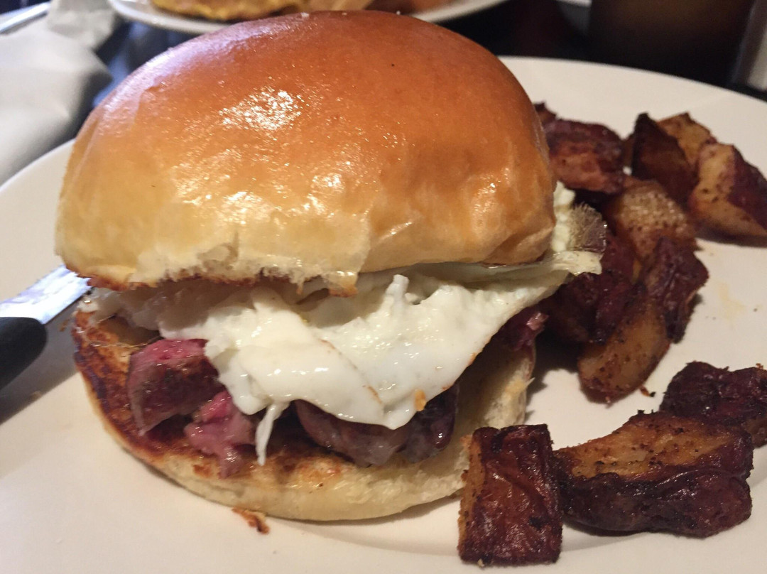 Lena's Cafe and Confections主图