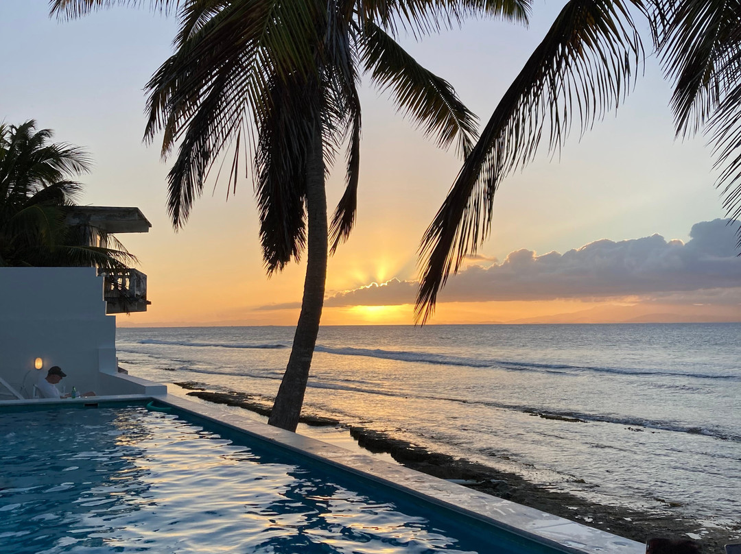 Bravo Beach Hotel主图