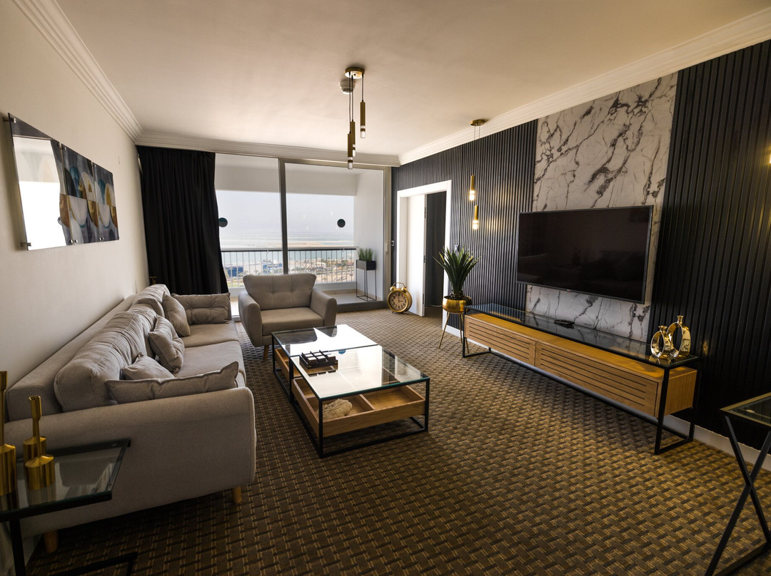 死海艾美酒店主图