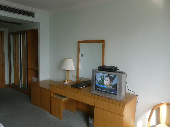 飘鹰大酒店主图