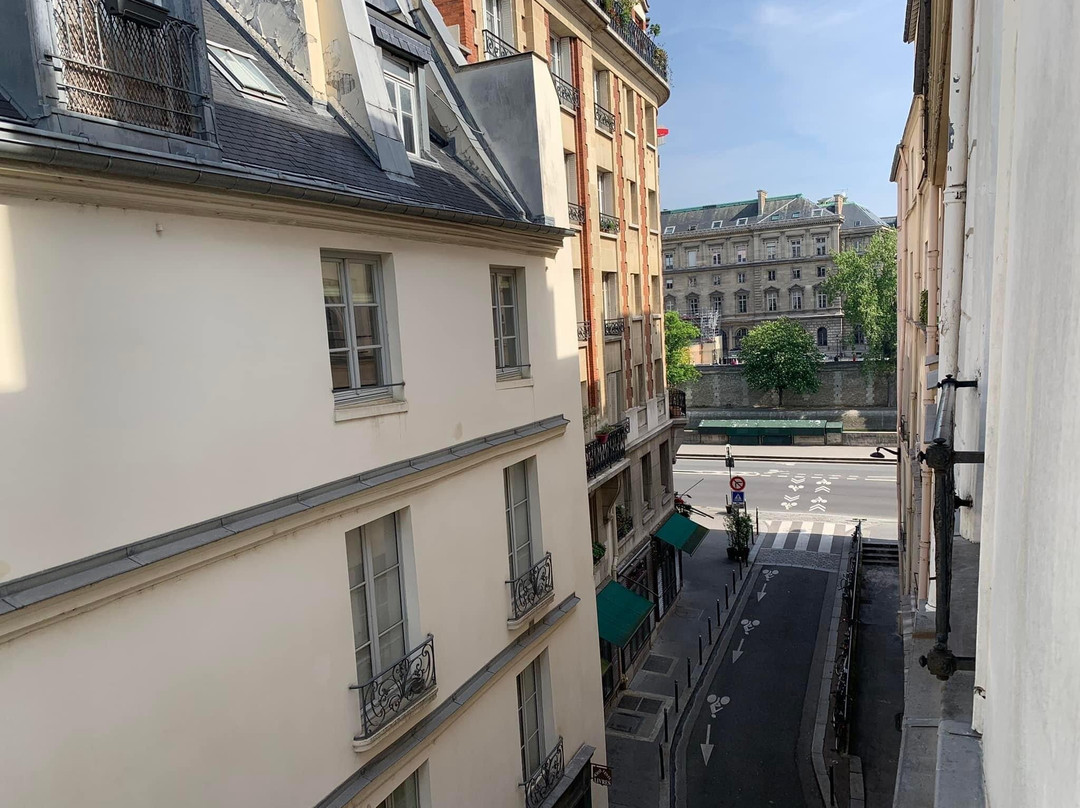 杜威克斯莱雷斯酒店主图