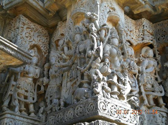 Hoysaleswara Temple景点图片