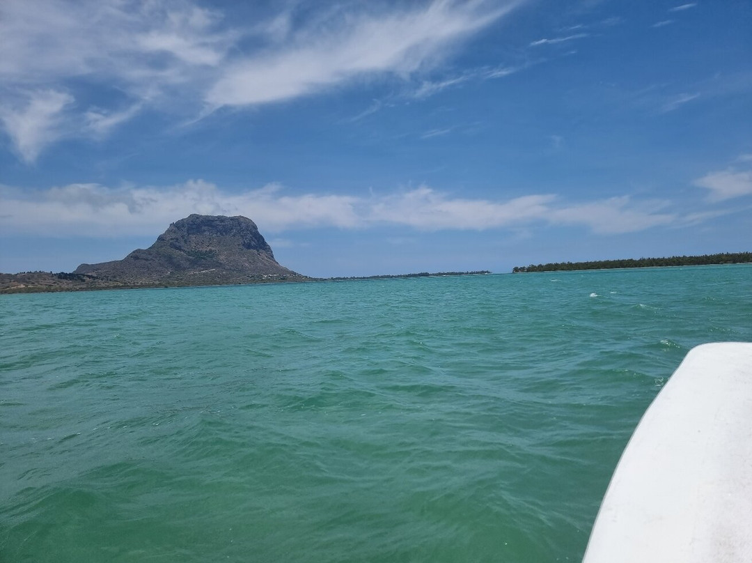 Le Morne Kite School-莫纳山必去景点