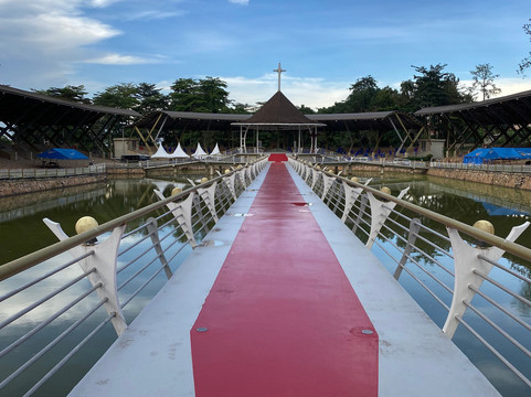 Adventures With Locals-坎帕拉必去景点