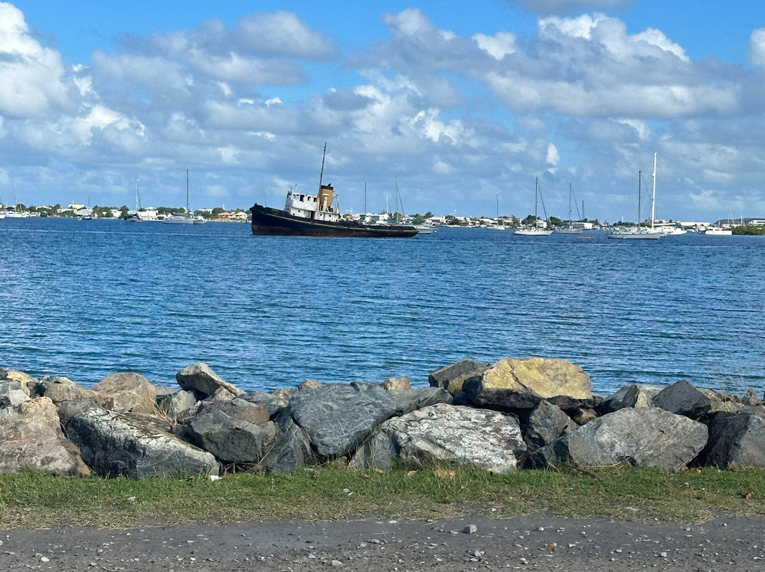 Solid ATV Scooter Rental-Pointe Blanche必去景点