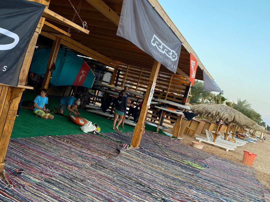 Vetratoria Windsurfing & SUP Centre-达哈卜必去景点