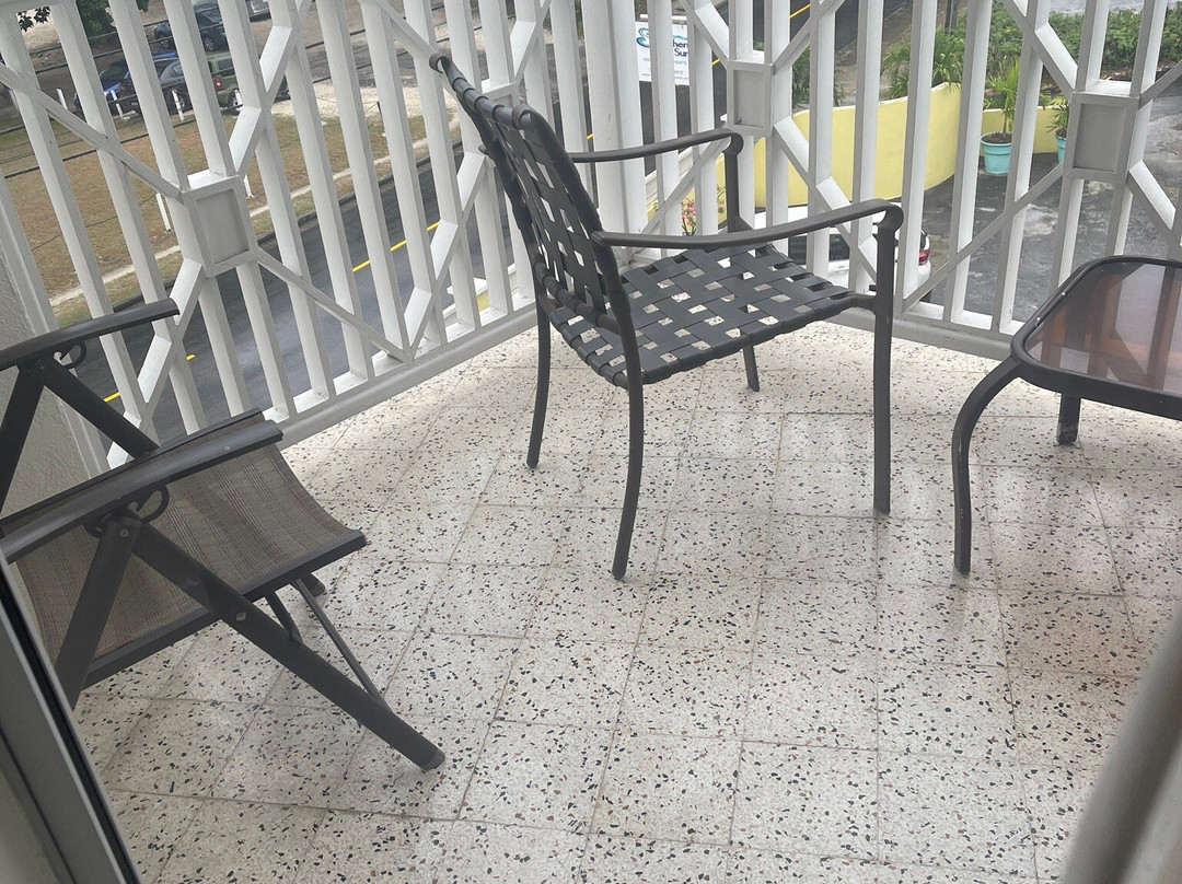 Southern Surf Beach Apartments主图