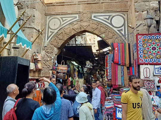 Cairo Local tour and Egyptian food Tasting with Tour Guide Hala