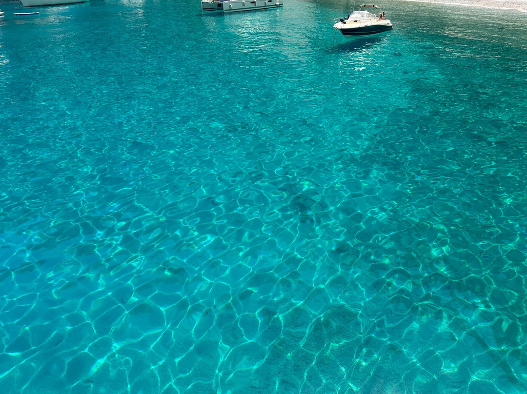 Agios Georgios Dysalona Beach-Symi必去景点