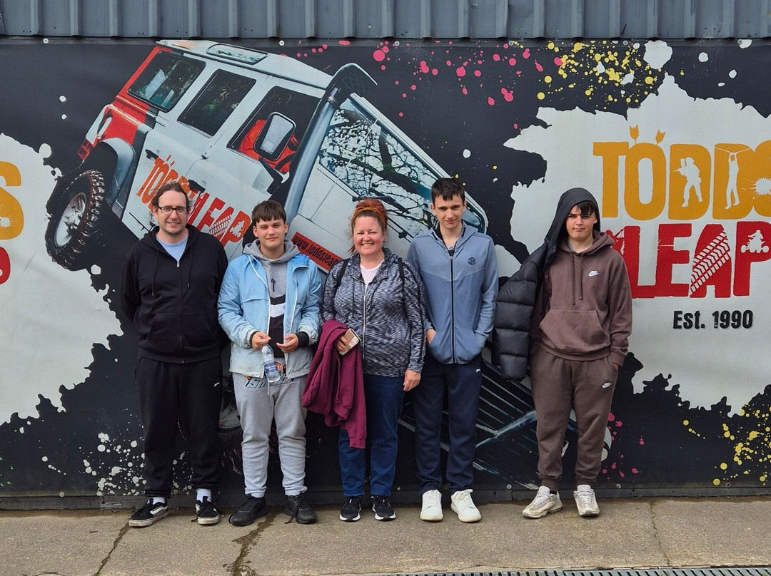 Todds Leap Activity Centre景点图片