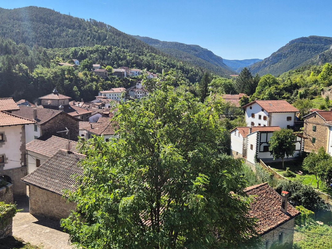 Centro histórico-Roncal必去景点