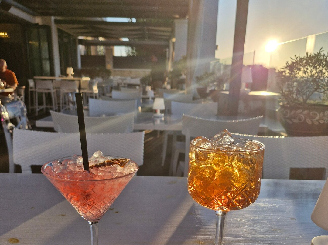 Sea View Hotel & Apartments主图